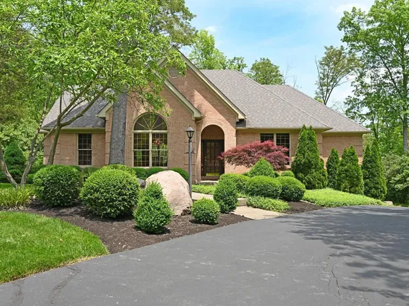 328 Whispering Pines Dr, Loveland, OH 45140