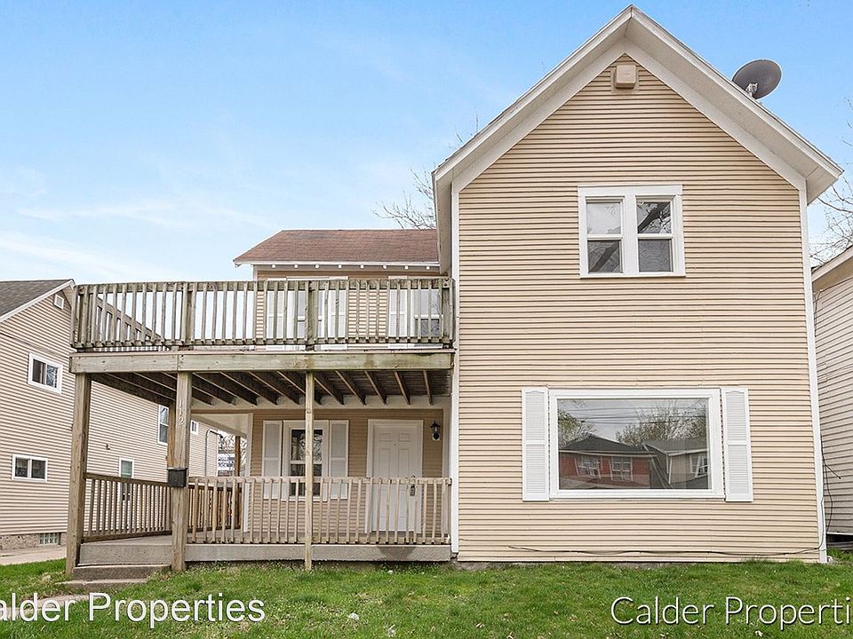 1st image of 112 Caledonia St NE