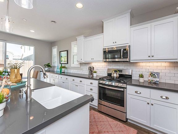 2nd image of 1044 Bridlewood Dr