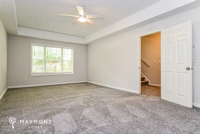 1024 Miss Amber Way — Photo 9