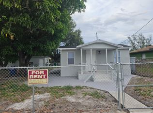 1915 NW 82nd St #1915, Miami, FL 33147