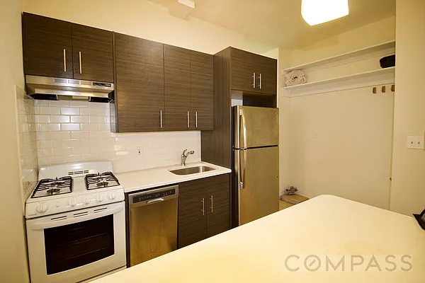 Rented by Compass | media 12