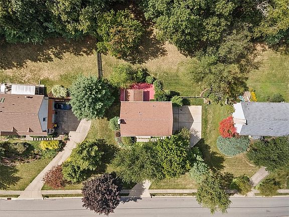 4th image of 2416 Wedgewood Dr