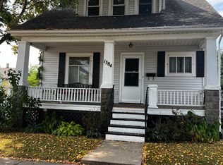 1384 Deane Blvd, Racine, WI 53405