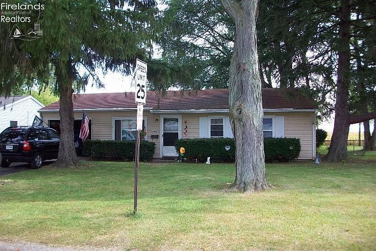 1st image of 4926 Lisbon Cir