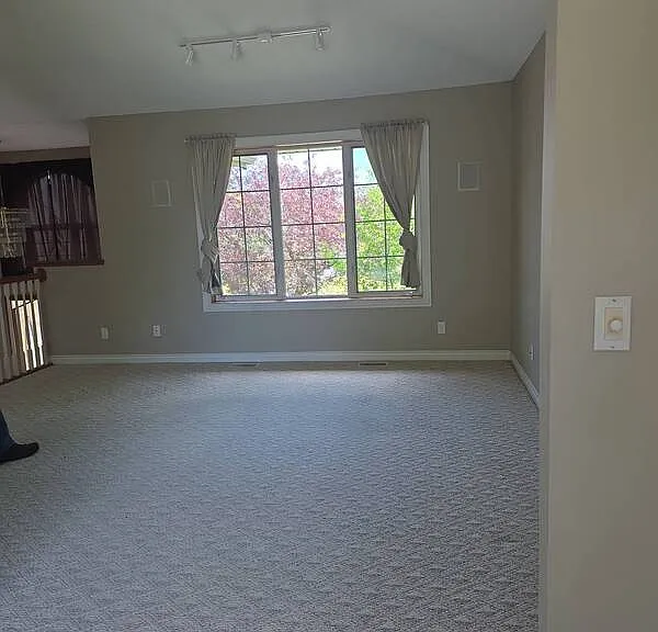 4702 Blanding Ct — Photo 5