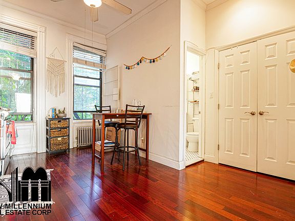5th image of 589 Vanderbilt Ave #2