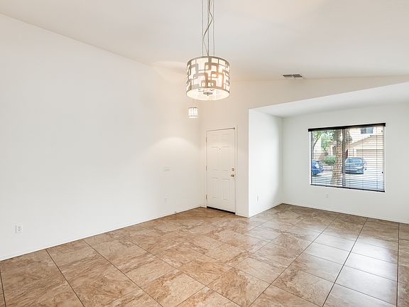 4th image of 18363 W Mission Ln