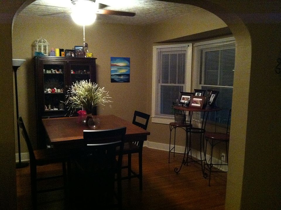2nd image of 862 Fetter Ave
