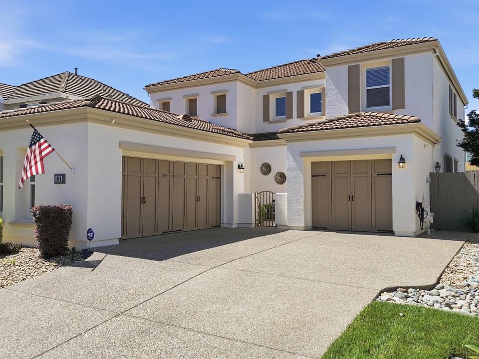 1st image of 1090 Thornhill Ln