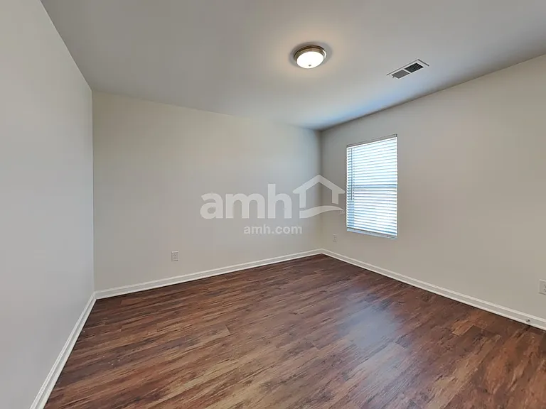 76 Springer Pkwy — Photo 16