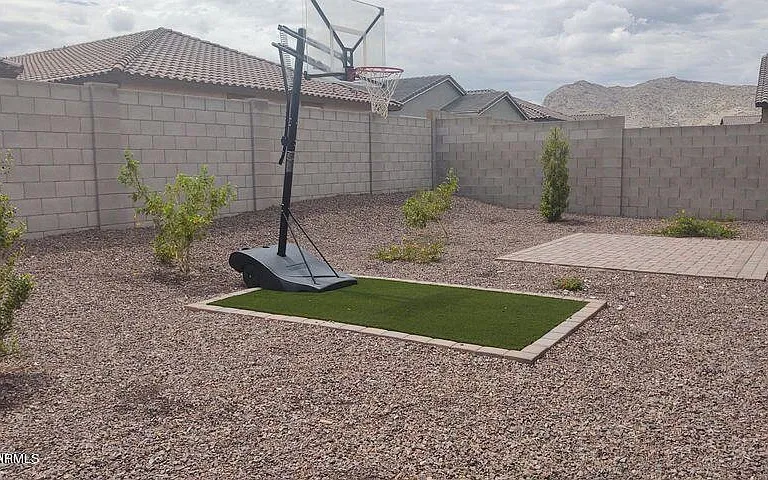 19585 W Annika Dr — Photo 36