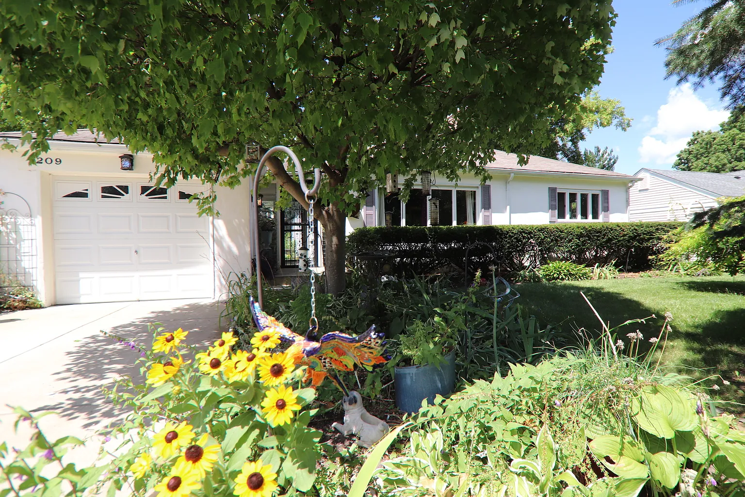 209 S Glenwood Pl photo 1