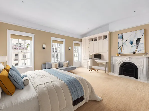 159 East 61st Street image 17 of 22