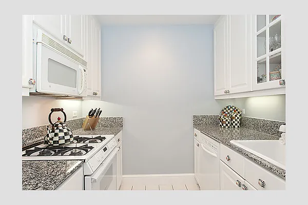 Sold by Stribling | media 5