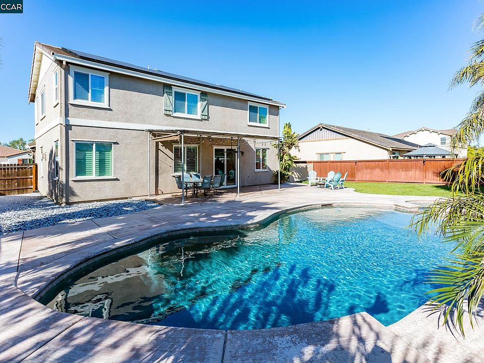 1st image of 916 Poppy Dr