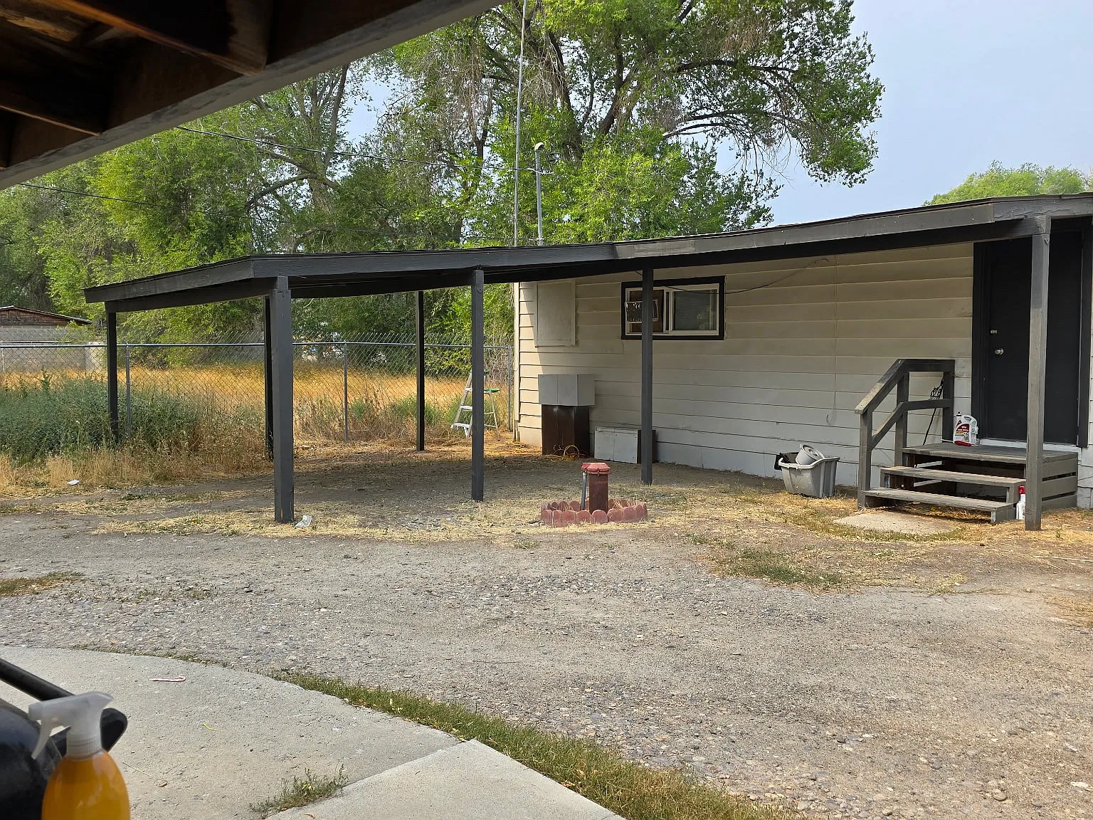 2 bed, 1000 sqft, $1,900 — Photo 1