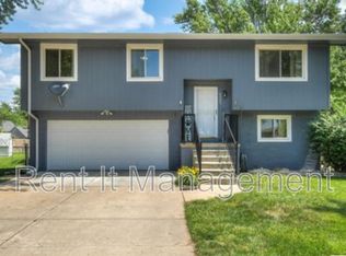 6005 N 106th Cir, Omaha, NE 68134