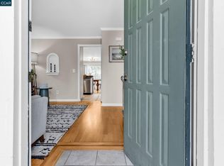 4380 Saint Charles Pl, Concord, CA 94521