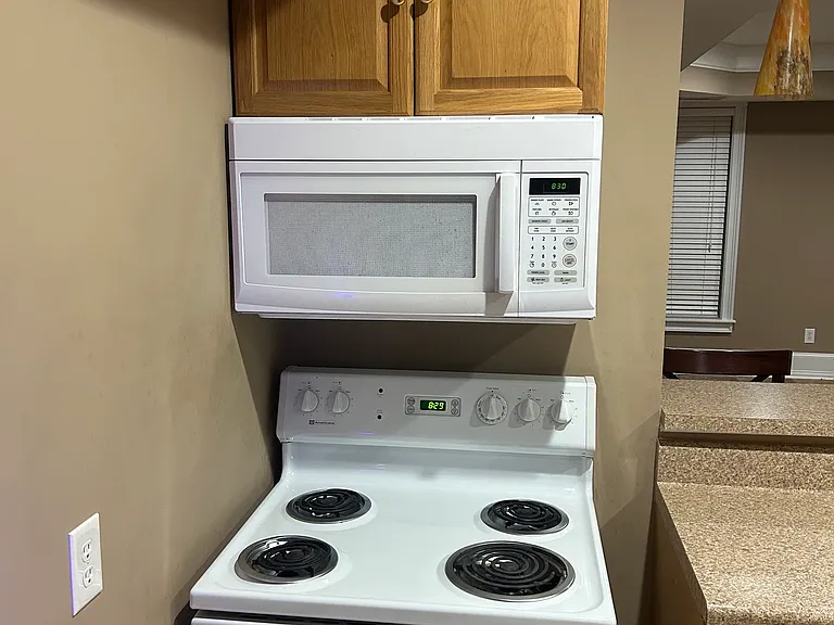 1435 Flagler Ct #1 — Photo 5