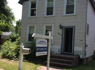 339 S 1st St, Lindenhurst, NY 11757