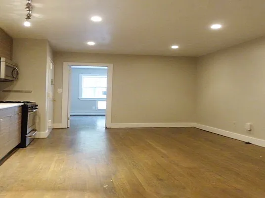 Rented by Rentall Group Inc | media 2