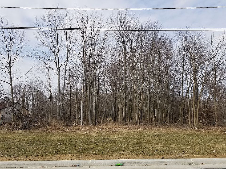 1st image of W Lincoln St