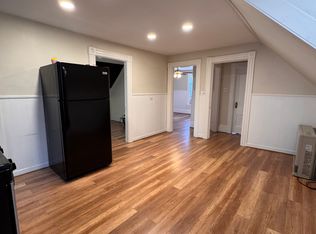 551 Howe St APT 3, Manchester, NH 03103