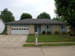 5633 Hill Rise Dr, Indianapolis, IN