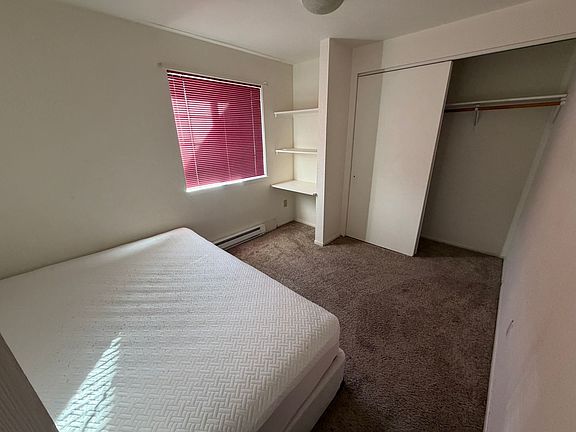 4th image of 2923 Lampman Dr
