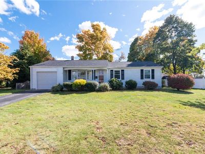 8 Briarwood Dr, Cumberland, RI, 02864