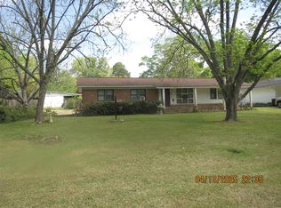 609 E Central St, Warren, AR 71671