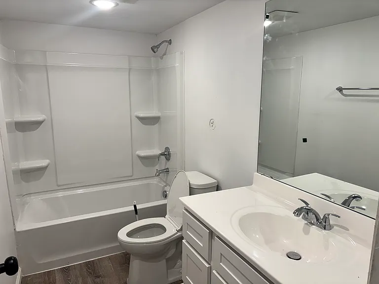 Parkhill Terrace Apartments — Photo 7