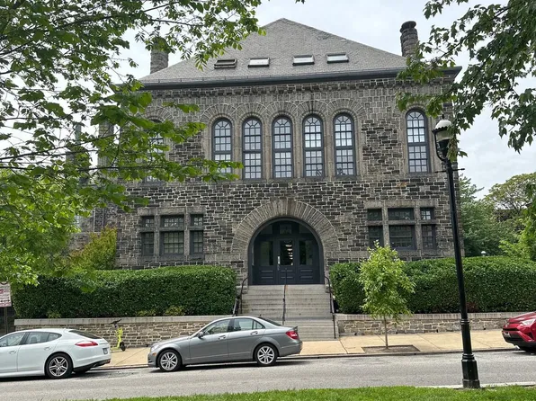 1714 Park Ave APT 302, Baltimore, MD 21217