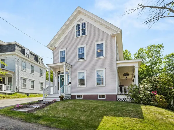 45 Court Street, Dover, NH 03802