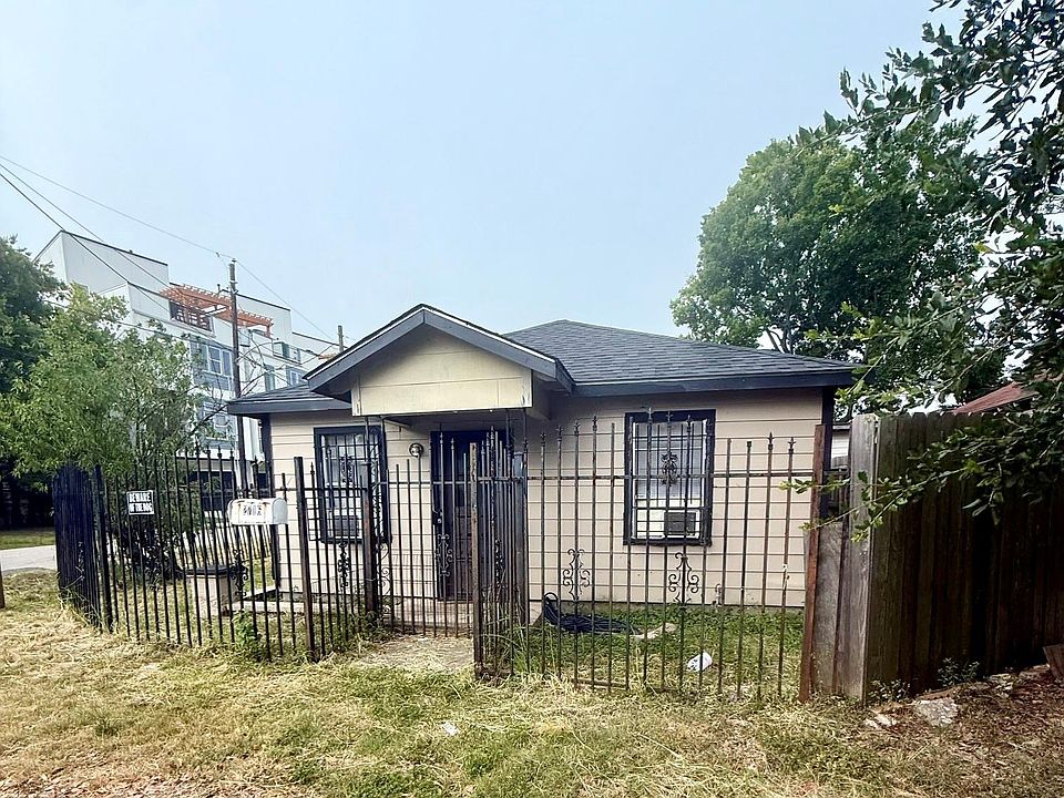 2nd image of 2714 Gray St