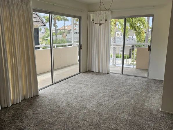 134 5th St #A, Seal Beach, CA 90740