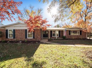 347 Sudbury Ln, Ballwin, MO