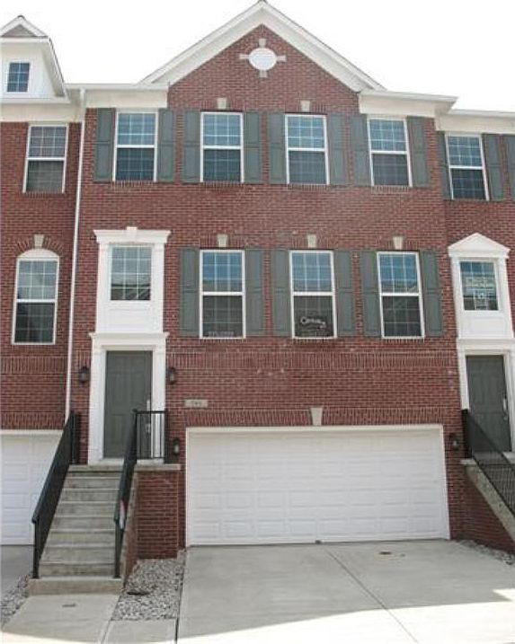1st image of 795 Ivy Ln