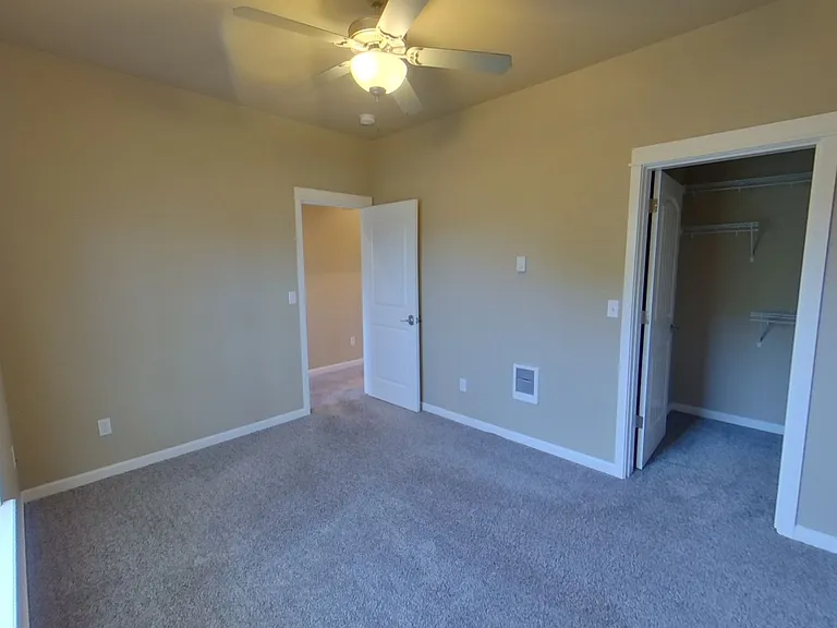 Hilyard Townhomes — Photo 35