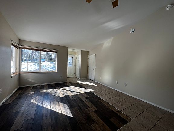 4th image of 47192 Belmont Ct