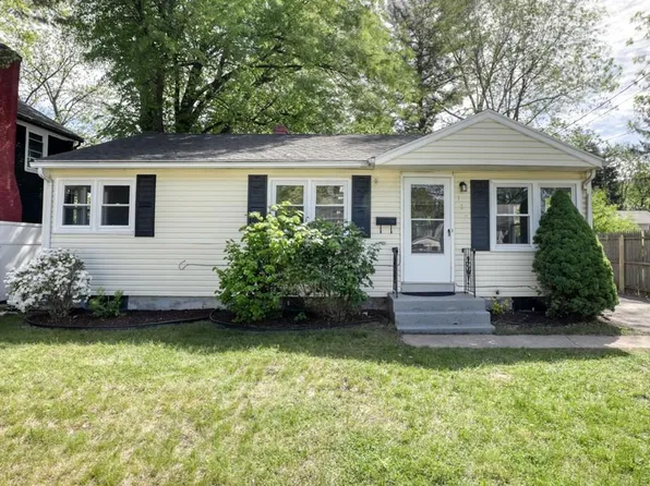 187 Denver St, Springfield, MA 01109