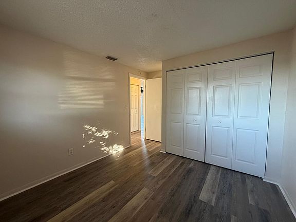 4th image of 2880 Kimberly Dr