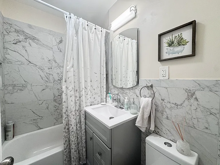 313 Tappan St #2 — Photo 7