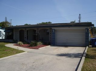 173 Fiore Ct, North Fort Myers, FL 33903