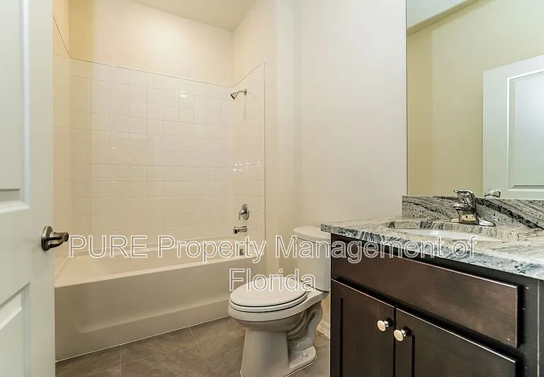 4122 NW 48th Terrace Rd — Photo 48