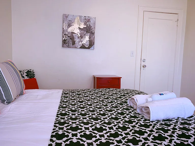 2401 Boylston Ave E #1 — Photo 17