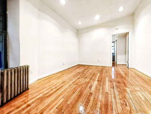 Rented by Union Square Property Management | media 17