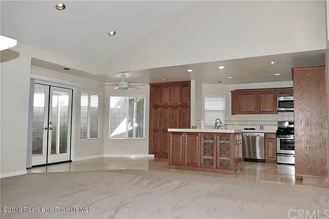 21 S Michillinda Ave — Photo 7