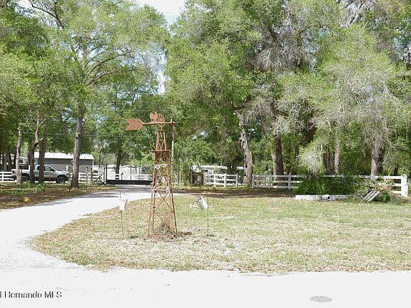 4th image of 17622 Caufield Rd